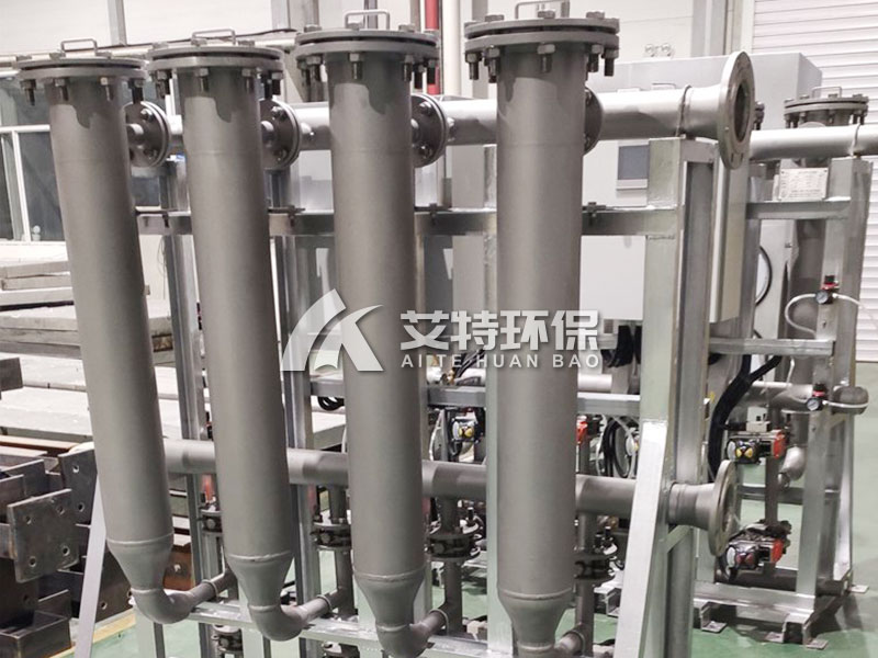 ？榉闯逑垂似